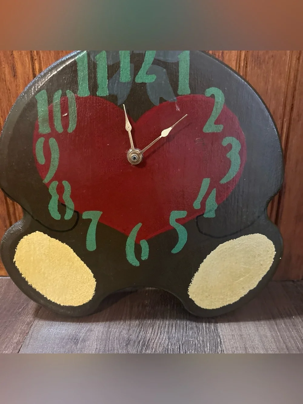Hand-Painted Black Bear Heart Wall Clock - Unbranded